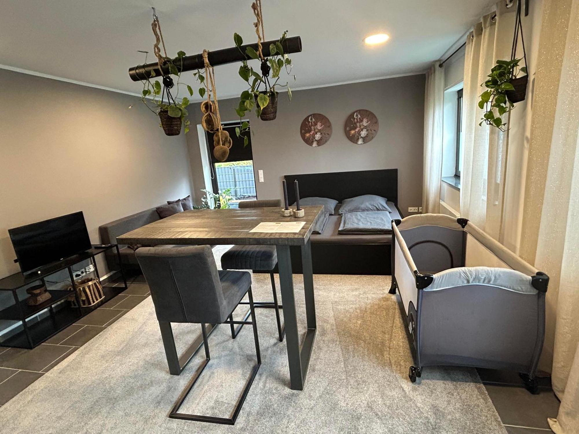 Cosy Bungalow-Apartment In Ruhiger Toplage - Naehe Duesseldorf Krefeld Esterno foto